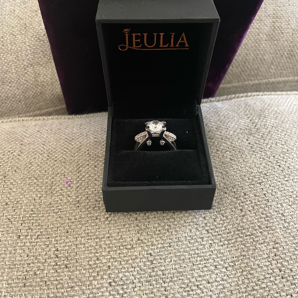 Jeulia Silver and White Three-Stone Ring